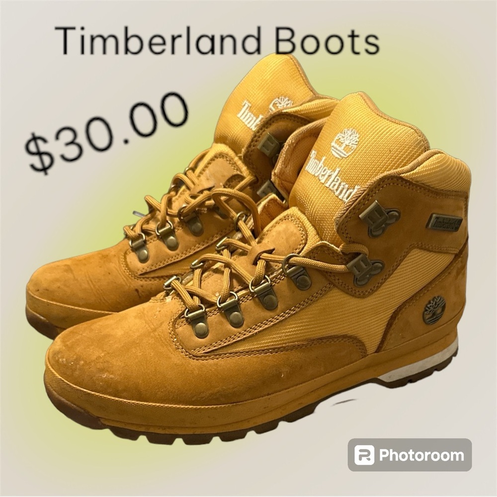 **Selling brand new Timberland boots in size 11.